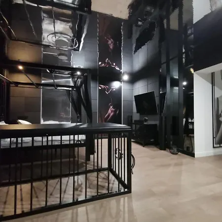 Apartament Bdsm Luxxx Gorące Serce Częstochowy - Adults Only Częstochowa